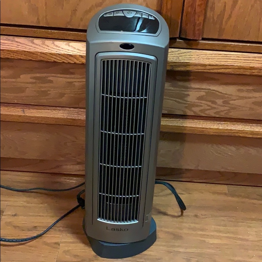Rotating Lasko Space Heater